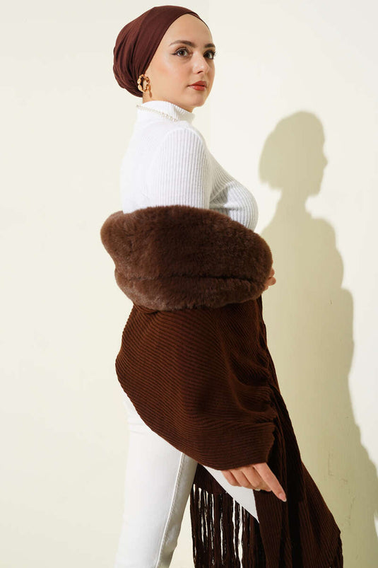 Furry Shoulder Shawl, Coffee