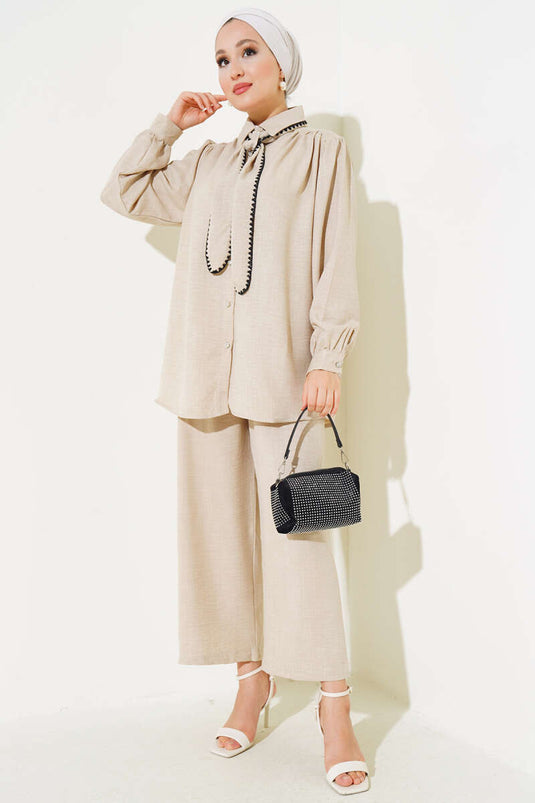 Costume double avec ceinture cousue moule Beige