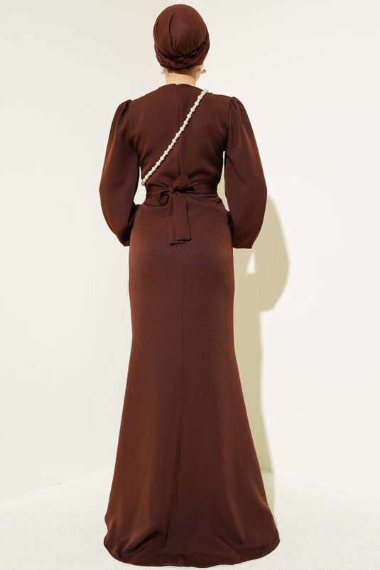 فستان سمكة بحزام بني