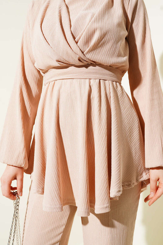 طقم تونيك كريب مطاطي بخصر محزم من قطعتين، بيج