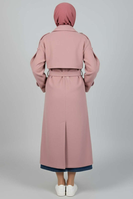 معطف كشمير بودرة بتفاصيل أزرار وحزام