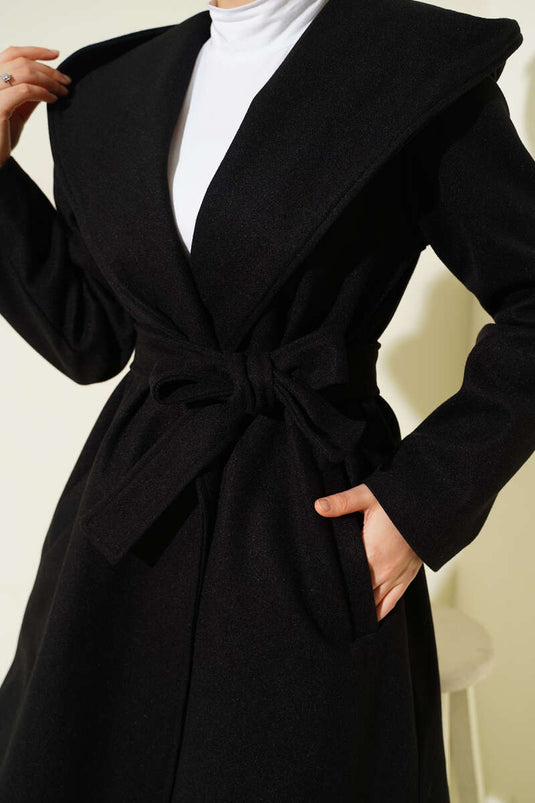 معطف كشمير أسود بحزام وغطاء للرأس