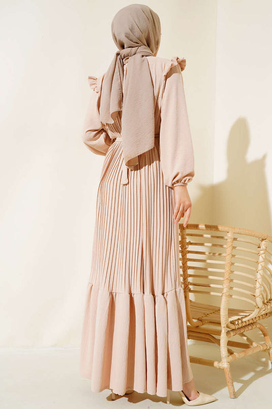 Robe princesse plissée ceinturée couleur pierre