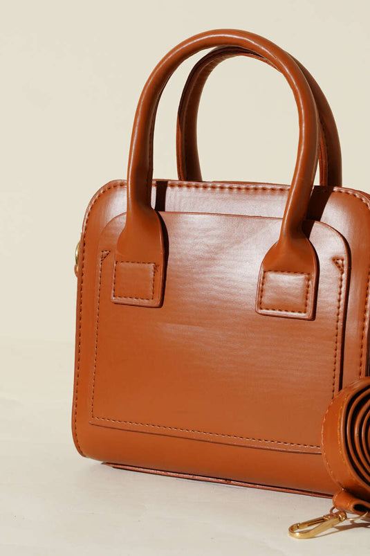 حقيبة يد نموذج صندوقية باللون البني