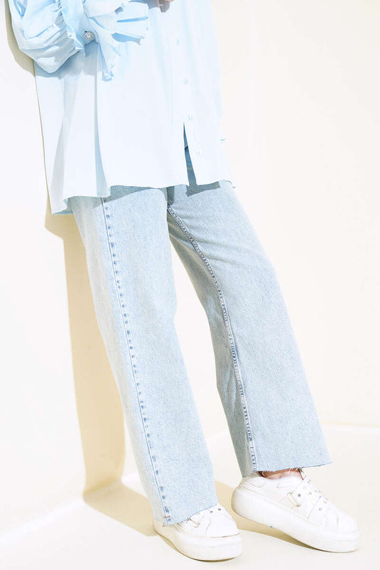 بنطلون واسع الساق مقطوع بالليزر ومغسل بالثلج