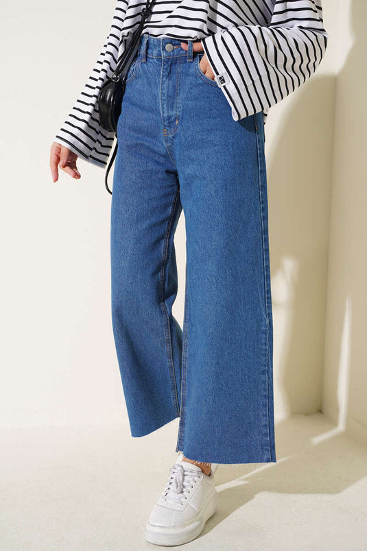 Pantalon En Jean Bleu À Poches Et Découpe Laser