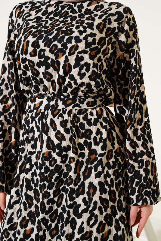 Robe à volants et taille élastique à motif léopard