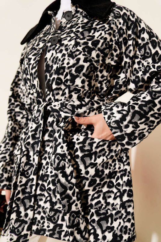 معطف ترنش أسود بياقة مخملية ونقشة جلد النمر