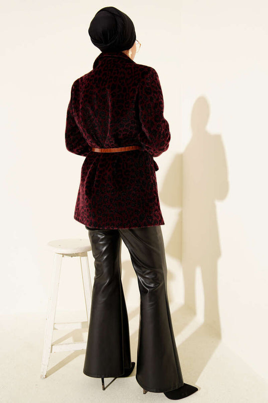 سترة ريش تايلاندية بحزام ونقشة جلد النمر بلون أرجواني