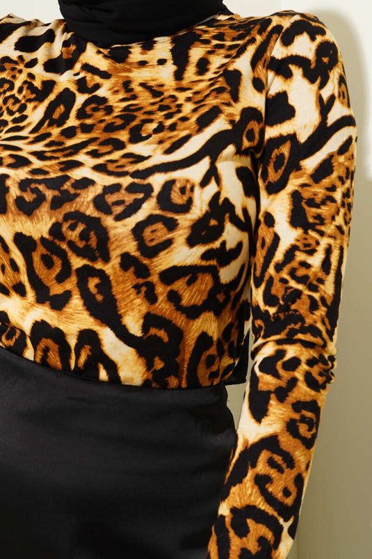 بدلة جسم أساسية بنقشة جلد النمر بلون الجمل