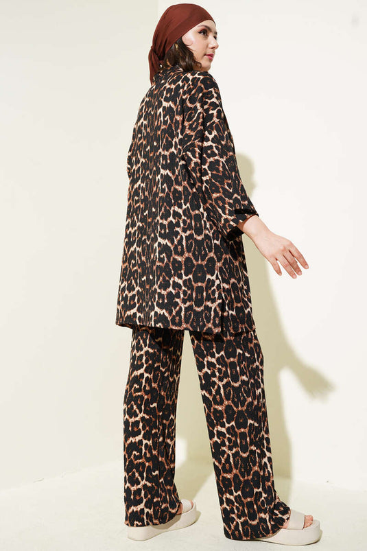 Leopard Patterned Crepe Kimono Two Piece Set Leopard