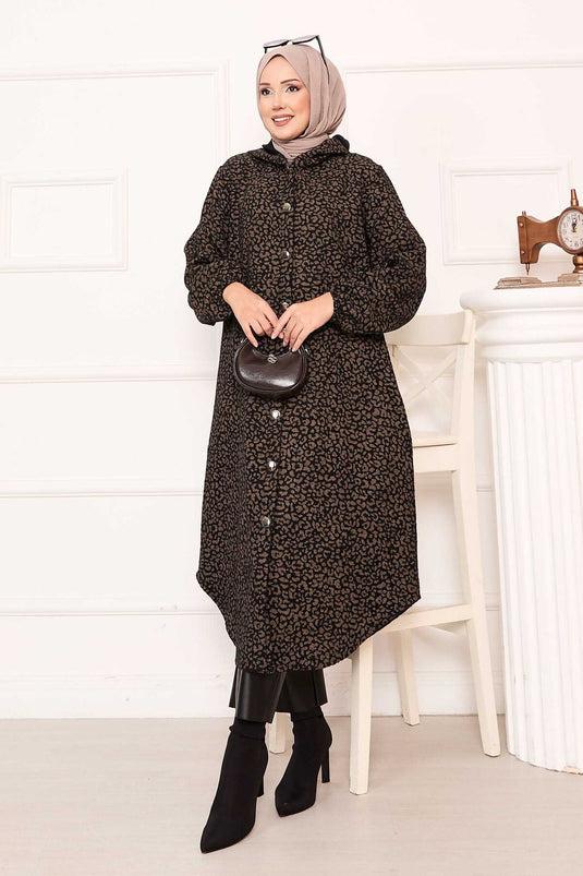 غطاء كاش بنقشة الفهد وبأزرار - قهوة