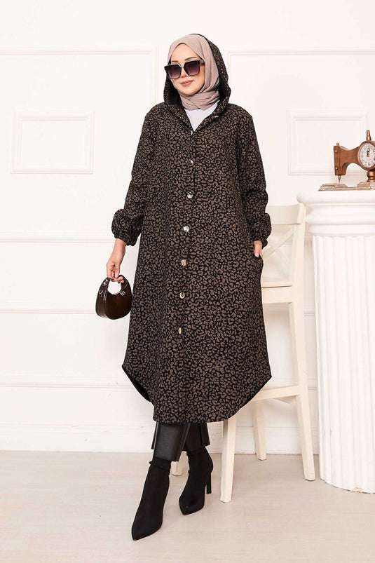 غطاء كاش بنقشة الفهد وبأزرار - قهوة