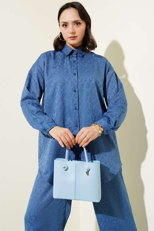 بدلة جاكار من قطعتين بنقشة جلد النمر باللون النيلي