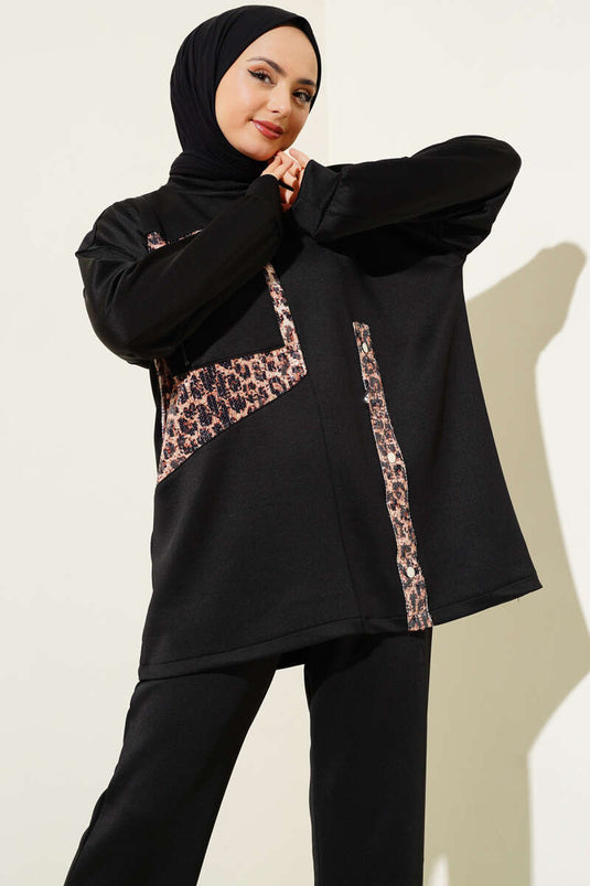 بدلة مزدوجة مطرزة بطبعة الفهد باللون الأسود