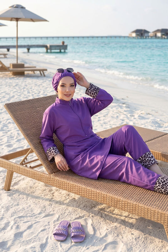 مايوه محتشم ثلاثي بتصميم نمط الفهد باللون البنفسجي