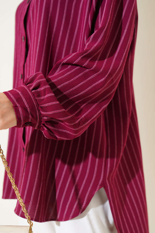 قميص ليندا مخطط كبير الحجم باللون العنابي