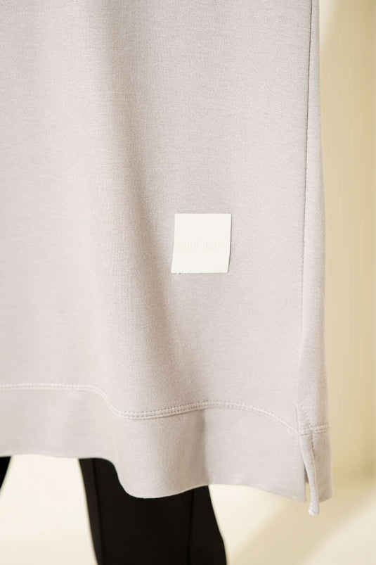 Loyşa embleem gedetailleerde casual tuniek grijs