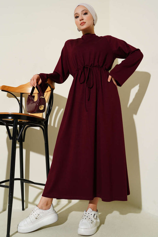 Robe Loysa bordeaux avec détail tunnel et ceinture