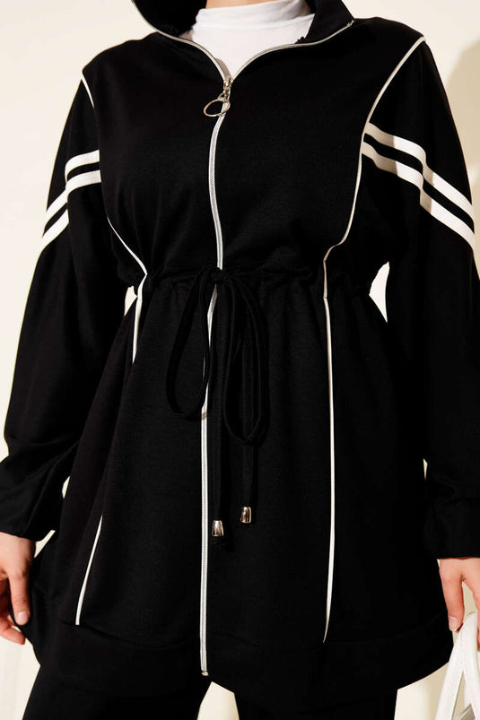 بدلة لويزا المخططة ذات الخصر النفقي باللون الأسود من قطعتين