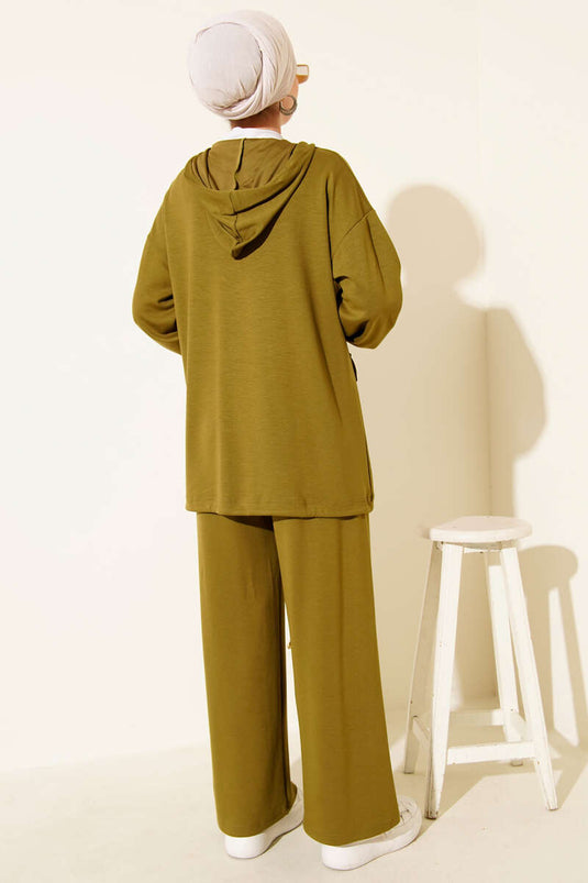 طقم لويشا مكون من قطعتين بغطاء رأس وسحاب وجيوب باللون الأخضر