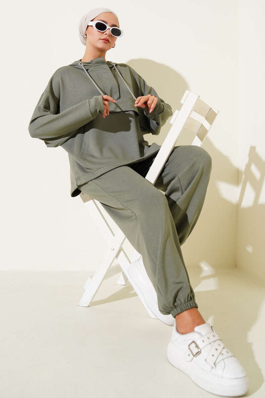 Loyşa Kangaroo Pocket Zippered Two Piece Suit Khaki