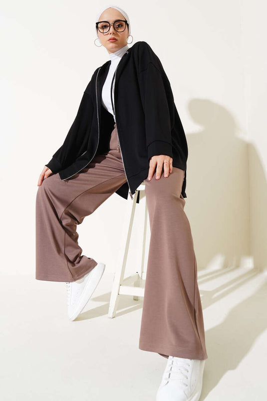 كارديجان لويزا بغطاء رأس وسحاب أسود