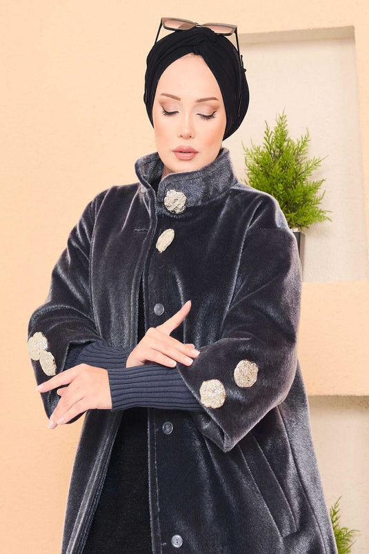 Manteau luxueux en angora à boutons dorés, couleur fumée