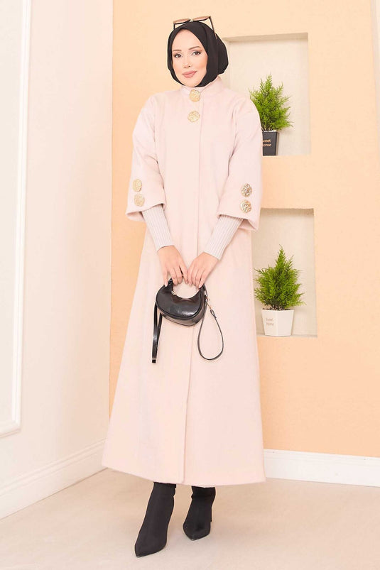 Manteau en angora crème de luxe à boutons dorés