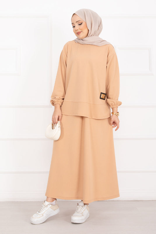 Luvia Goldverziertes Rock-Hijab-Set in Kamel