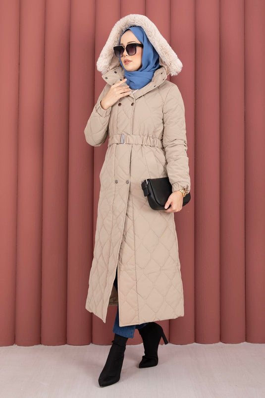 معطف نوفا الفاخر بغطاء رأس فرو مع حزام بلون فيزون