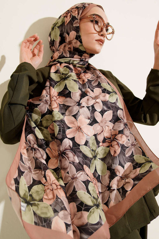 Manolya Pañuelo Estampado Negro Latte