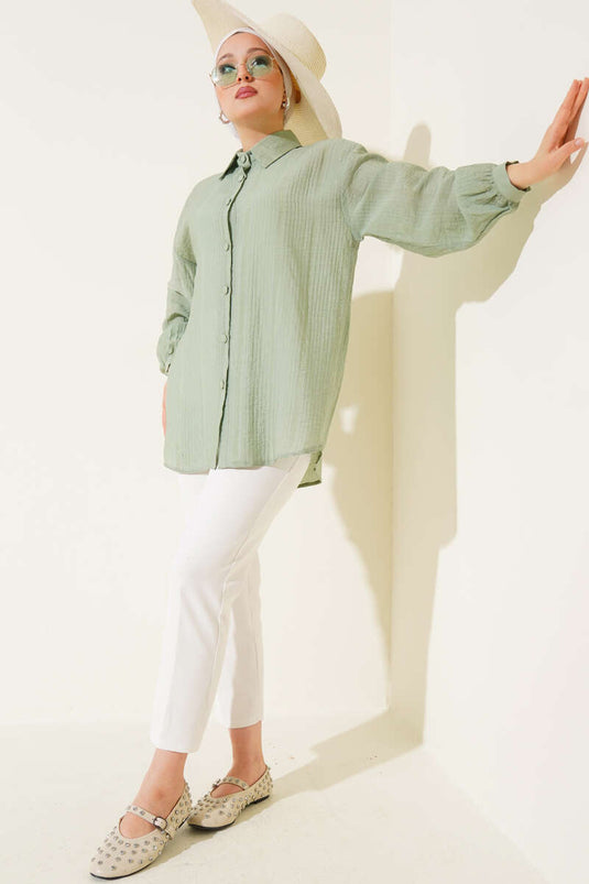 قميص مجعد بأكمام بأزرار، أخضر