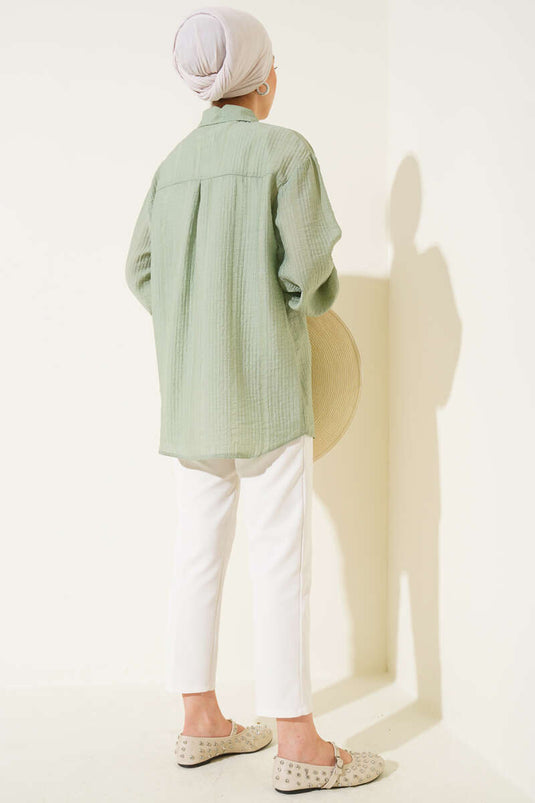 قميص مجعد بأكمام بأزرار، أخضر