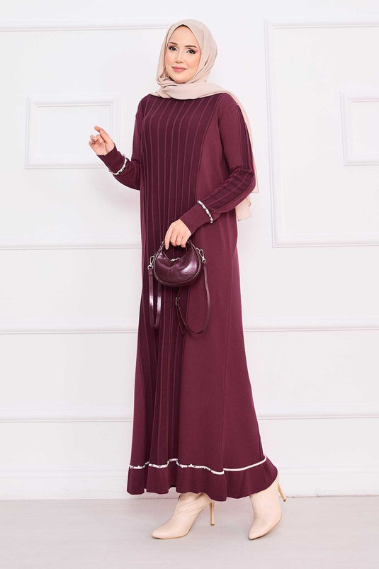 Hijab gebreide jurk met stenen geborduurde manchetten en rok, bordeauxrood