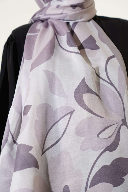 Zachte sjaal met violet patroon en steentjes