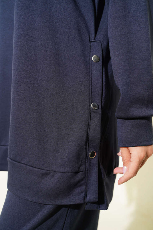 Conjunto De Dos Piezas Con Botones De Metal Azul Marino