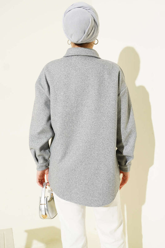 سترة معدنية بأزرار ضغط رمادية دخانية