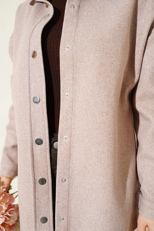 Veste à boutons-pression en métal couleur vison