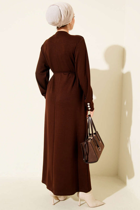 فستان برباط أمامي مزين بأزرار معدنية، بني