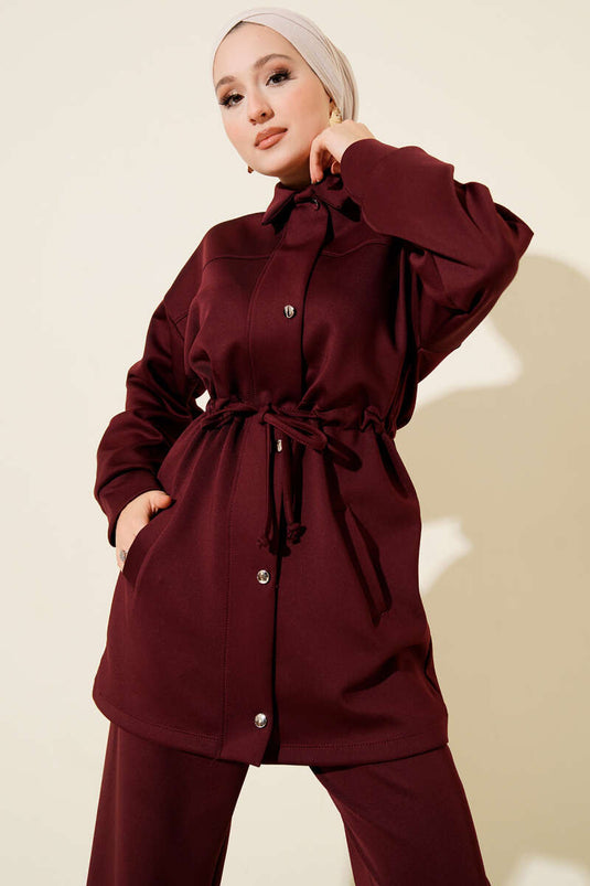 طقم غوص من قطعتين بأزرار معدنية وحزام خصر، لون عنابي