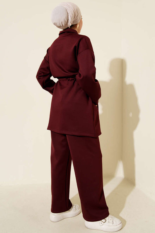 طقم غوص من قطعتين بأزرار معدنية وحزام خصر، لون عنابي