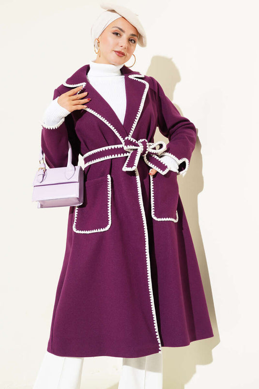 معطف كشمير بحزام وتطريز صدفي، لون برقوقي