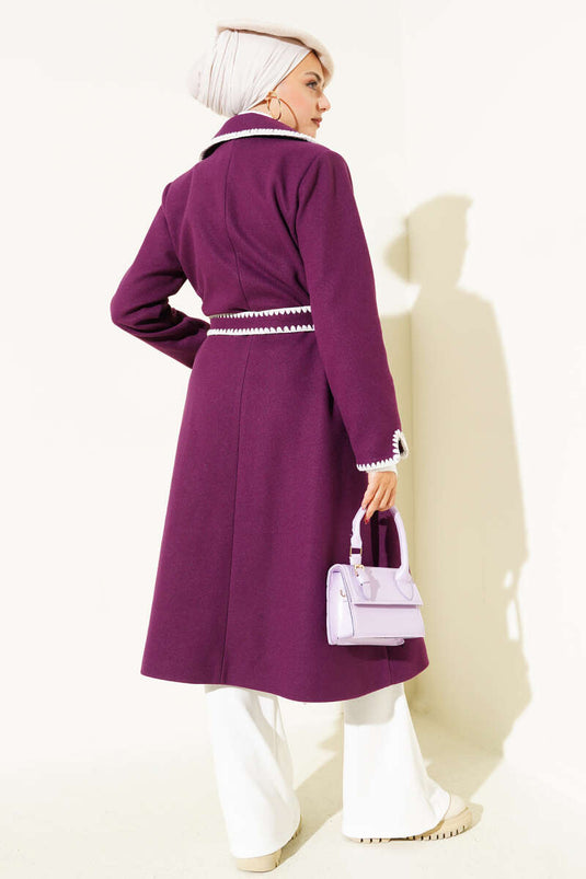 معطف كشمير بحزام وتطريز صدفي، لون برقوقي