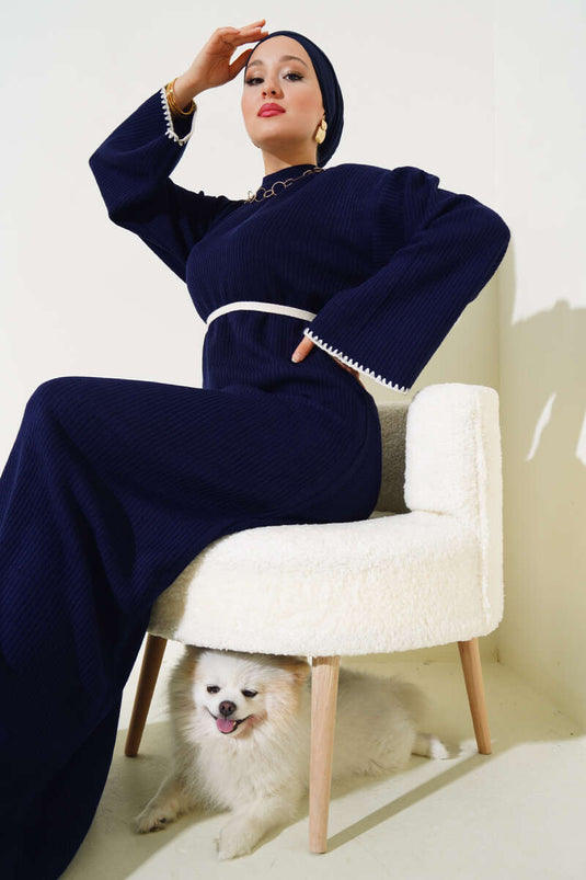 فستان محبوك بخياطة بلح البحر أزرق داكن