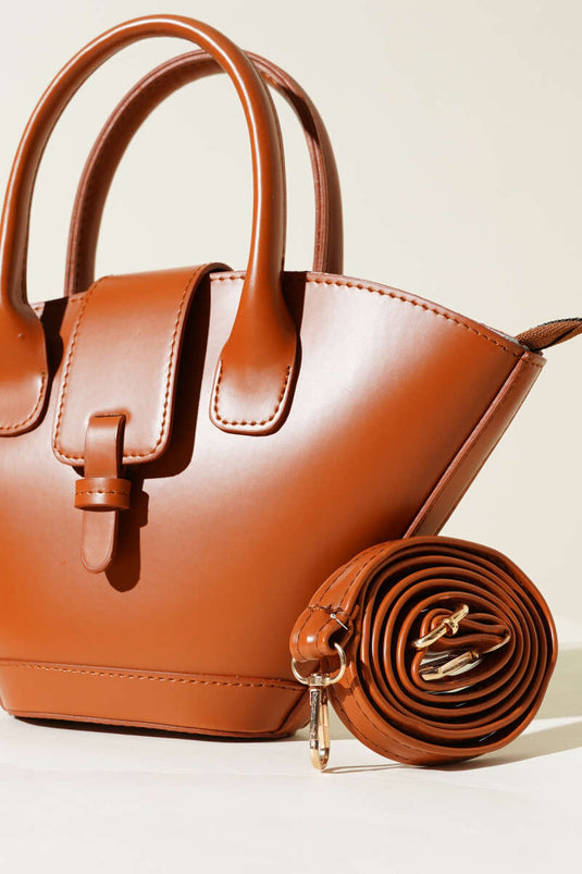 Magnetic Triangle Handbag, Tan