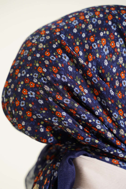 Écharpe Mini À Motifs Floraux Bleu Marine Et Bleu