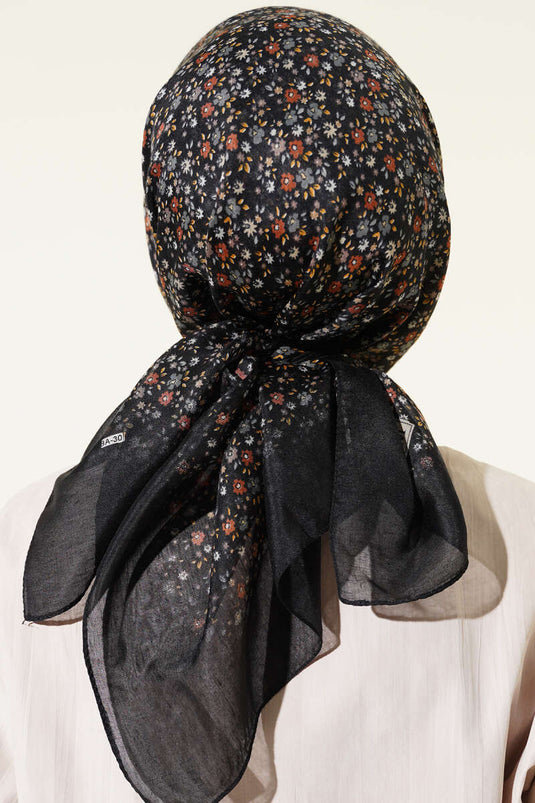 Mini Çiçek Detaylı Eşarp Siyah