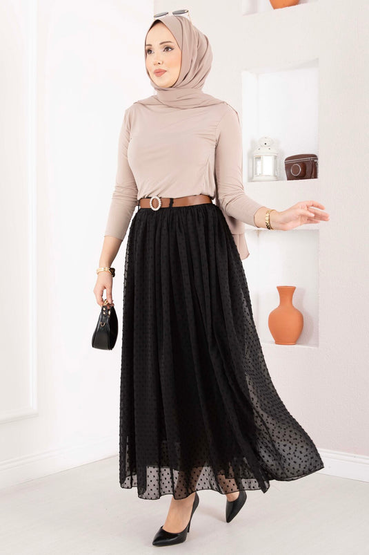 تنورة تول صغيرة منقط بحزام باللون الأسود