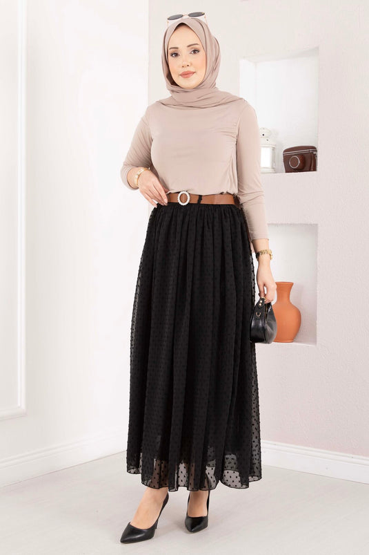 تنورة تول صغيرة منقط بحزام باللون الأسود